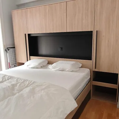 Apartment 2 Bedrooms Familyfriendly Center
