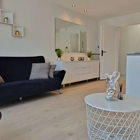 2 Bedrooms Familyfriendly Center * Ostend