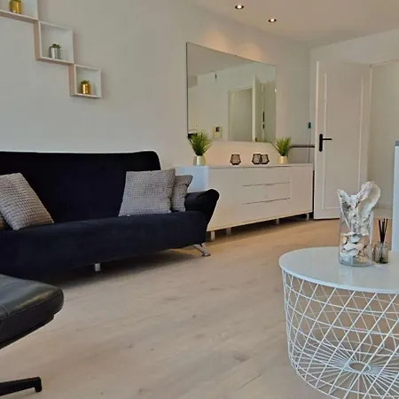 Apartment 2 Bedrooms Familyfriendly Center *
